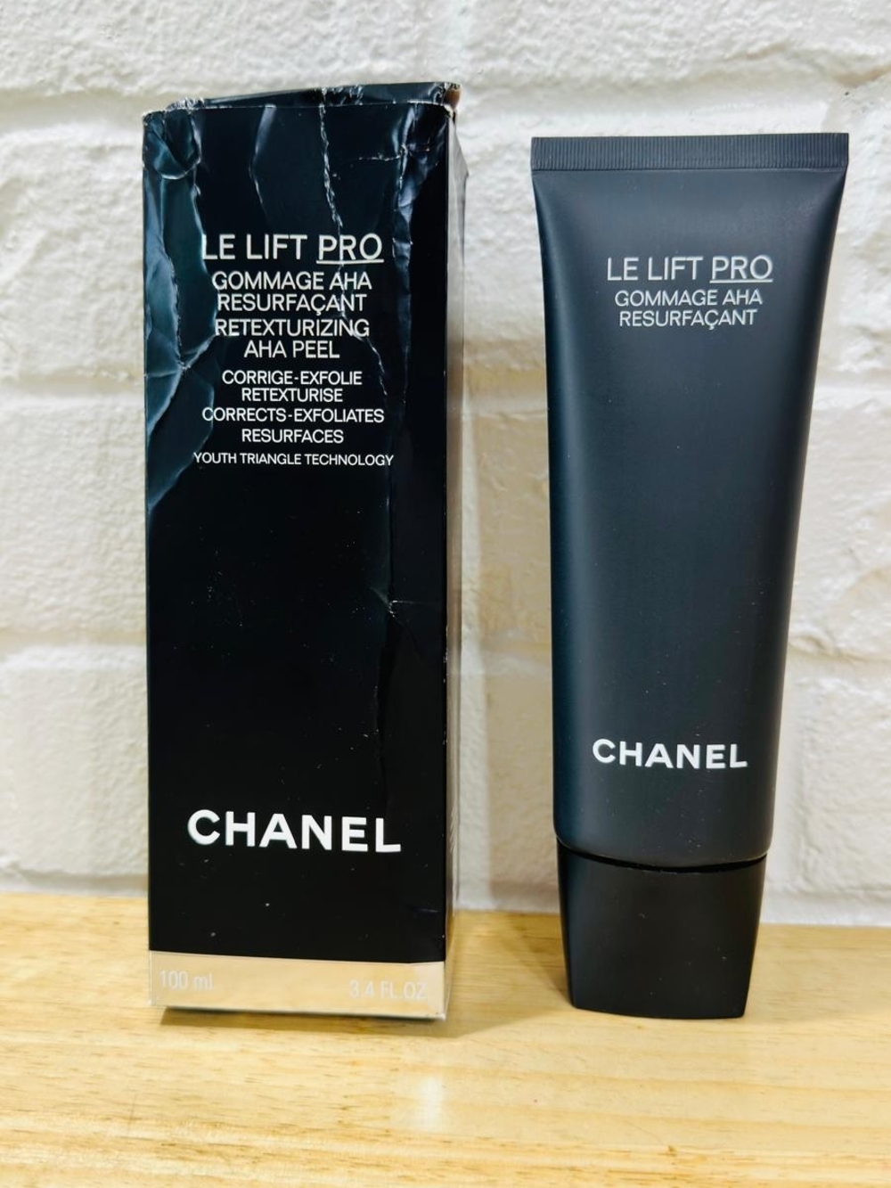 CHANEL Le Lift Pro Resurfacing AHA Peel 100ml / 3.4 oz